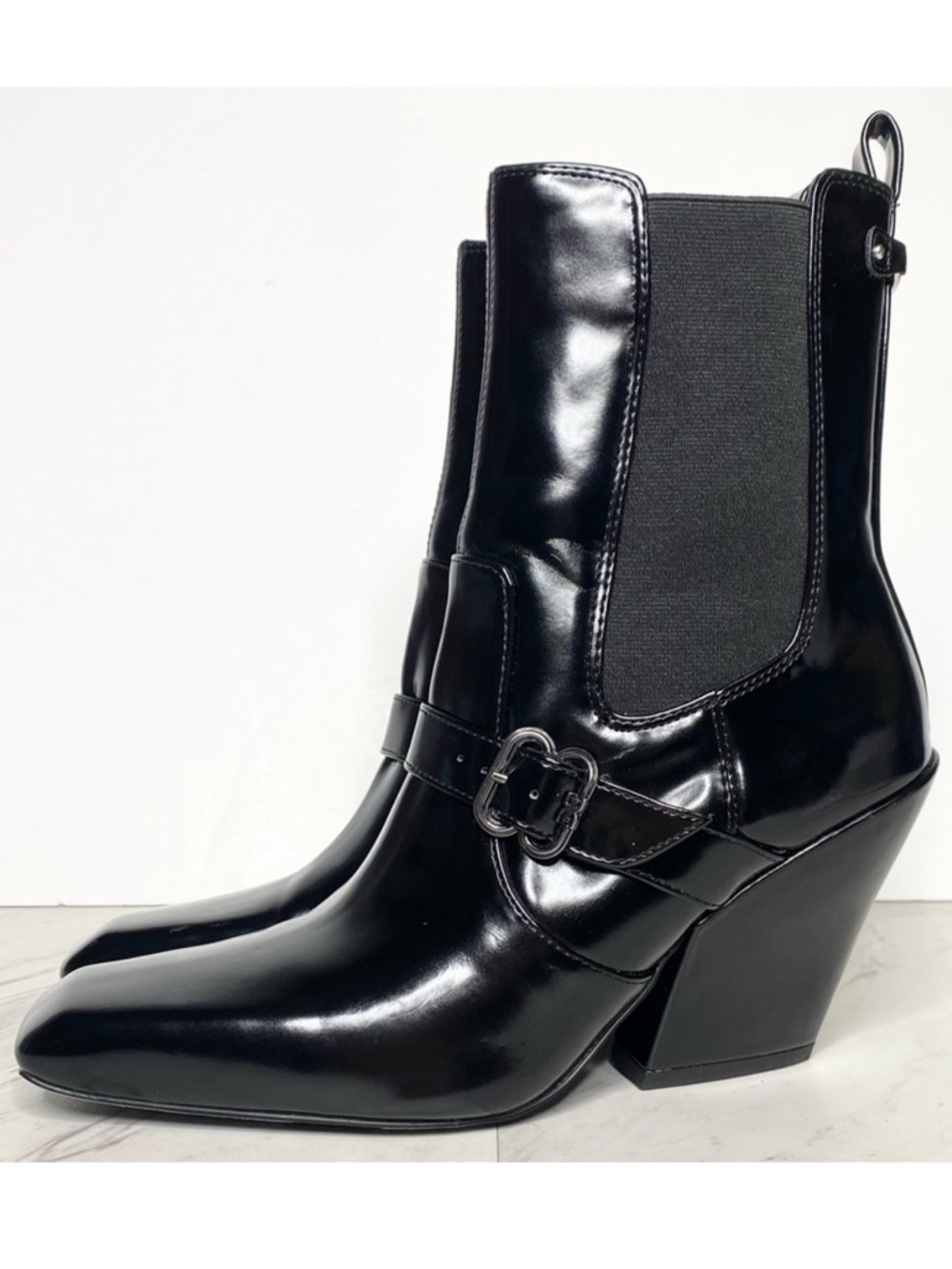 Sam Edelman Suzette Black Patent Chelsea Heeled Bootie 7 1/2 M